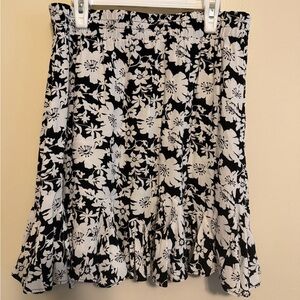 LOFT Black and White Floral A-Line Skirt